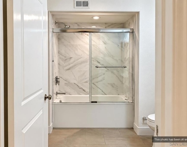 4370 Pacifica Way - Photo Thumbnail 12