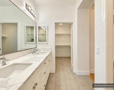 4370 Pacifica Way - Photo Thumbnail 7