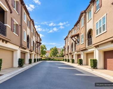 4370 Pacifica Way - Photo Thumbnail 15