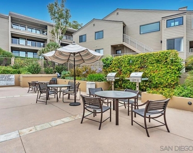 119 Spinnaker Court - Photo Thumbnail 26
