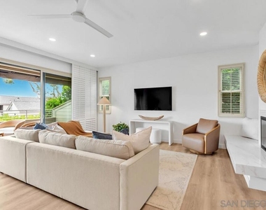 119 Spinnaker Court - Photo Thumbnail 2