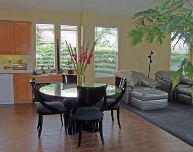 2263 Paseo Saucedal - Photo Thumbnail 4
