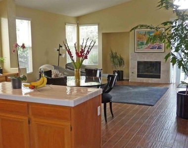2263 Paseo Saucedal - Photo Thumbnail 2