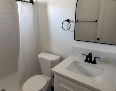 9759 Abbeywood Road - Photo Thumbnail 15