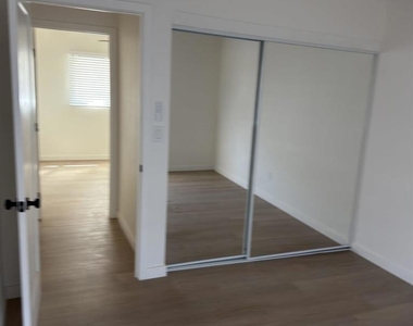 9759 Abbeywood Road - Photo Thumbnail 12