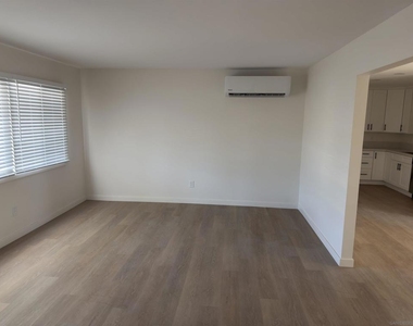 9759 Abbeywood Road - Photo Thumbnail 3