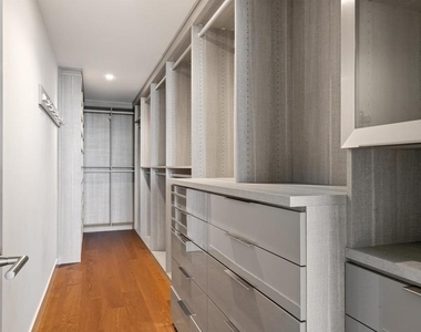 888 W E Street - Photo Thumbnail 16