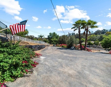 1730 Vista Del Valle Blvd - Photo Thumbnail 32