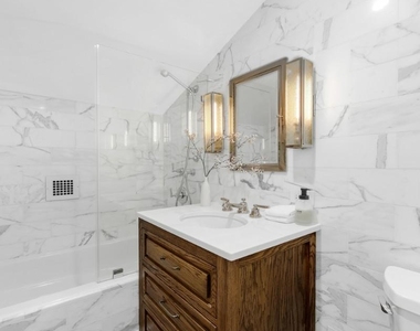 305 Second Avenue - Photo Thumbnail 12