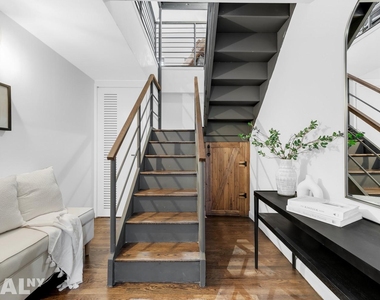 305 Second Avenue - Photo Thumbnail 13