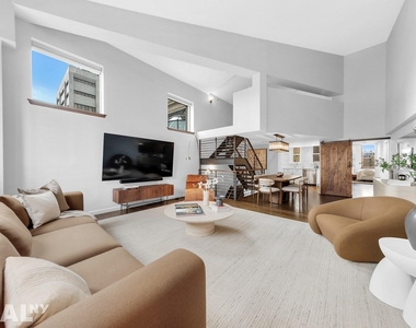 305 Second Avenue - Photo Thumbnail 1