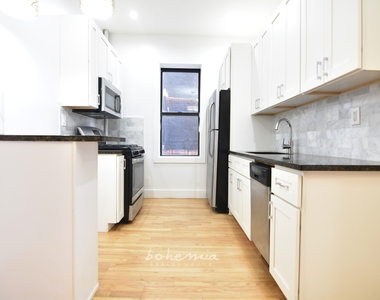 Wadsworth Avenue - Photo Thumbnail 1