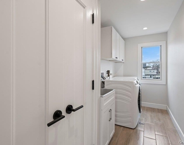 35 Main Parkway - Photo Thumbnail 11