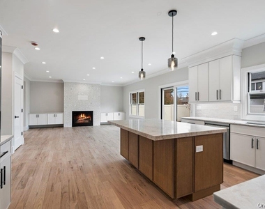 35 Main Parkway - Photo Thumbnail 7