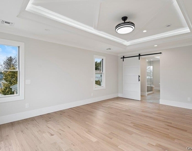 35 Main Parkway - Photo Thumbnail 13