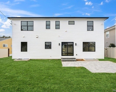 35 Main Parkway - Photo Thumbnail 18