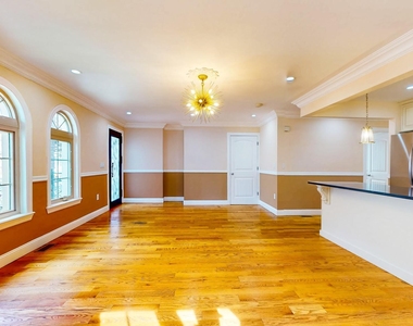 11625 134 St - Photo Thumbnail 2