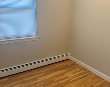 144-47 28th Avenue - Photo Thumbnail 5
