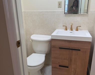 144-47 28th Avenue - Photo Thumbnail 3