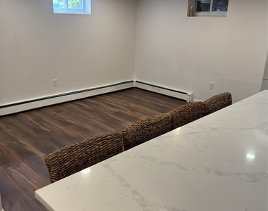 86 Hill Drive - Photo Thumbnail 12