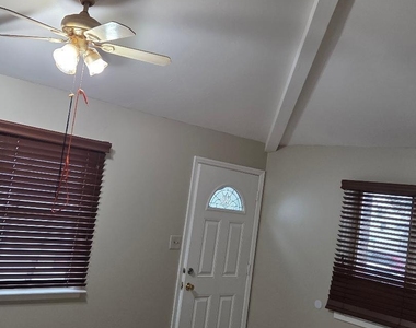 255-24 147 Drive Drive - Photo Thumbnail 1