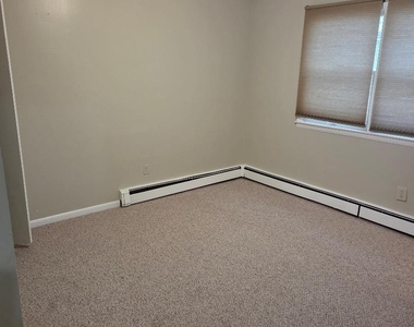 255-24 147 Drive Drive - Photo Thumbnail 3