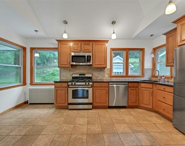 430 Piermont Avenue - Photo Thumbnail 5