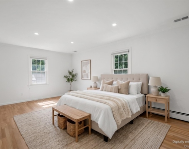 81 Chestnut Avenue - Photo Thumbnail 14
