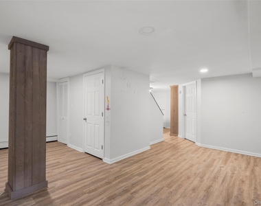 81 Chestnut Avenue - Photo Thumbnail 21