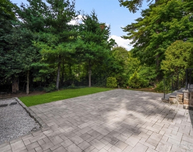 81 Chestnut Avenue - Photo Thumbnail 24