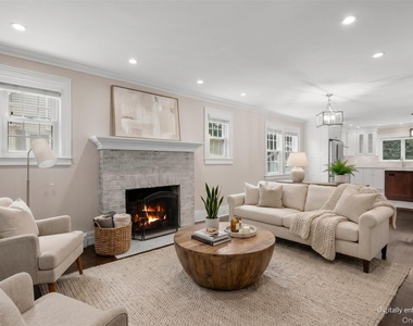 81 Chestnut Avenue - Photo Thumbnail 5