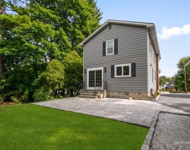 81 Chestnut Avenue - Photo Thumbnail 23