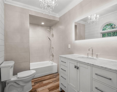 81 Chestnut Avenue - Photo Thumbnail 11