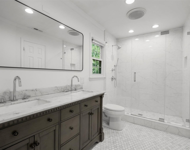 81 Chestnut Avenue - Photo Thumbnail 16
