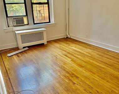3721 80 Street - Photo Thumbnail 5