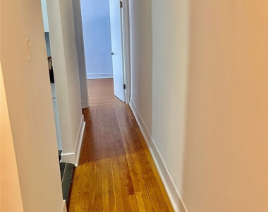 3721 80 Street - Photo Thumbnail 3