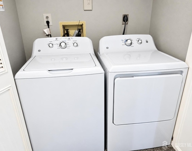 107 Woodbridge Commons Way - Photo Thumbnail 21