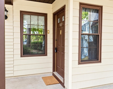107 Woodbridge Commons Way - Photo Thumbnail 2