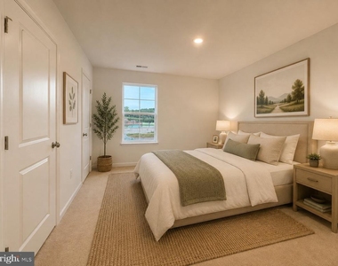 139 Fontana Circle - Photo Thumbnail 3