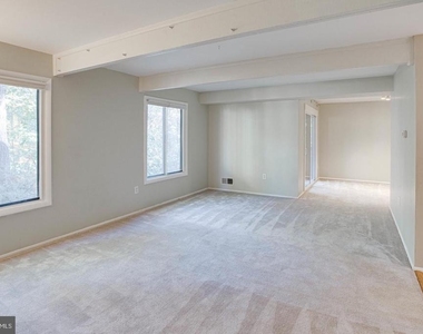 12303 Mulberry Court - Photo Thumbnail 21