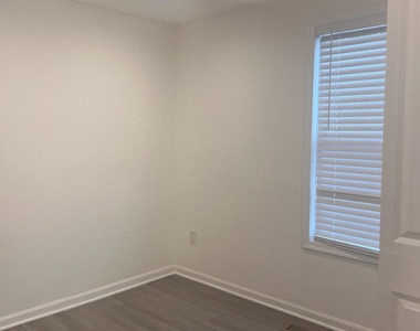 9016 Saint Steven Court - Photo Thumbnail 2