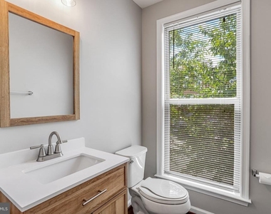 42274 Hampton Woods Terrace - Photo Thumbnail 11