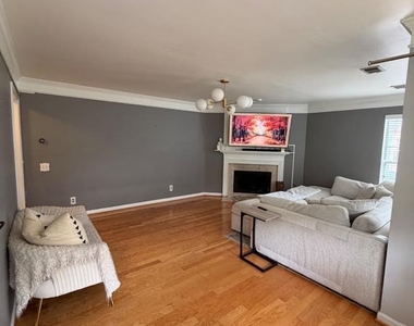 9258 Cardinal Forest Lane - Photo Thumbnail 7