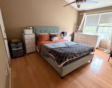 9258 Cardinal Forest Lane - Photo Thumbnail 15