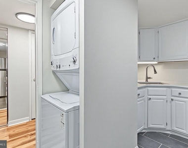 1523 Northgate Square - Photo Thumbnail 17