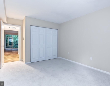 1523 Northgate Square - Photo Thumbnail 25