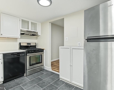 1523 Northgate Square - Photo Thumbnail 16