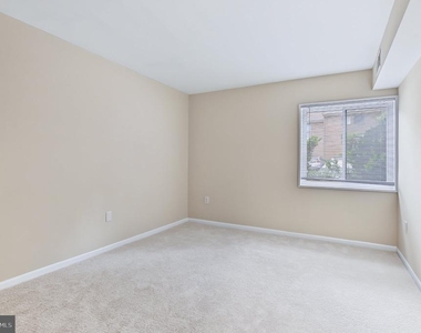 1523 Northgate Square - Photo Thumbnail 22