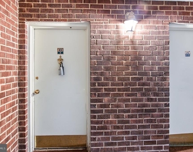 1523 Northgate Square - Photo Thumbnail 1