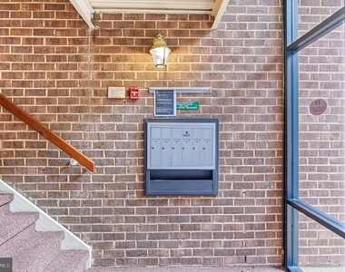 1523 Northgate Square - Photo Thumbnail 31